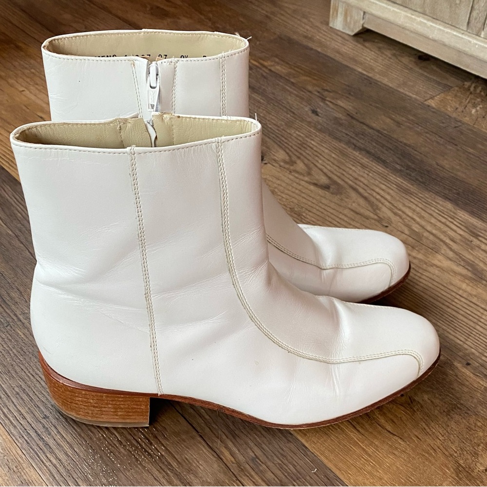 Florsheim Women's Cream Leather Ankle Boots